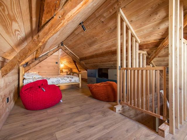 Chalet familial 3* rénové, 4 ch, proche pistes FR-1-618-18 - Albiez Montrond