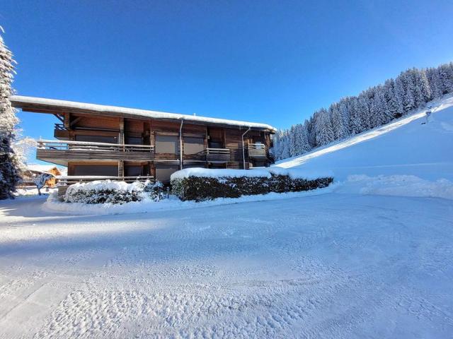 T3 au pied des pistes avec parking et WiFi FR-1-598-128 - Les Gets