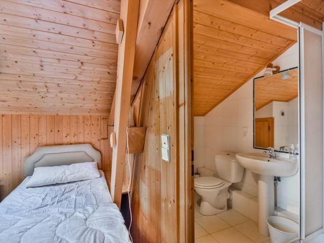 Chalet Herisson - 9 pers - À 100m du Lac des Ecoles et 300m des pistes FR-1-685-68 - Les Gets