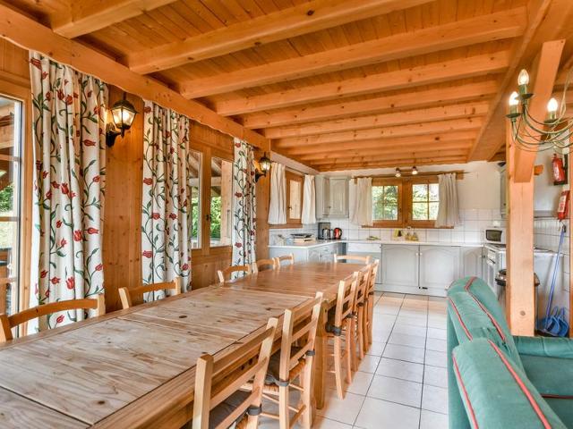 Chalet Herisson - 9 pers - À 100m du Lac des Ecoles et 300m des pistes FR-1-685-68 - Les Gets