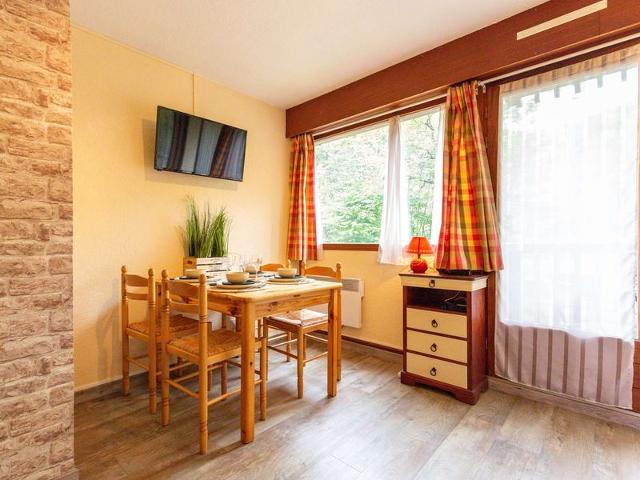 Studio 4 pers à Saint Lary avec Wifi gratuit, balcon sud, jacuzzi, salle de gym, sauna et parking FR - Saint Lary Soulan