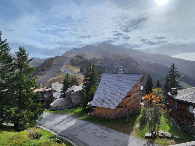 Avoriaz: Appartement 3 pièces, 6 pers, cheminée, wifi, tout équipé FR-1-633-69 - Avoriaz