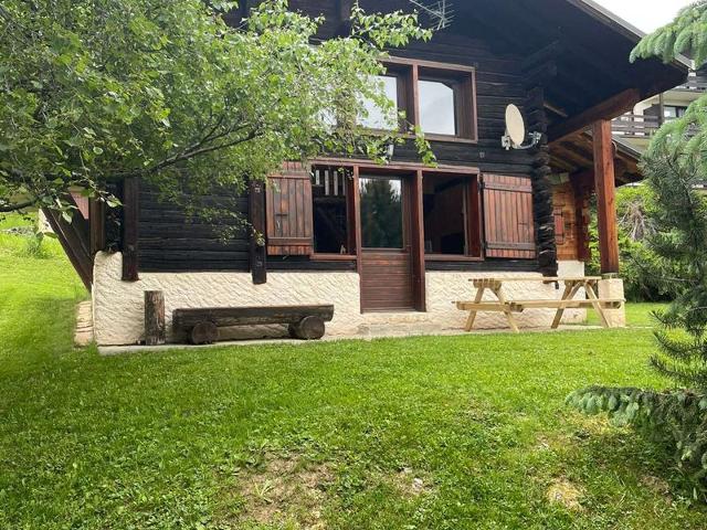 Chalet cosy 2 étoiles aux Saisies, 3 pièces, animaux bienvenus, parking à proximité FR-1-594-310 - Les Saisies