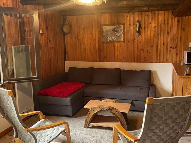 Chalet cosy 2 étoiles aux Saisies, 3 pièces, animaux bienvenus, parking à proximité FR-1-594-310 - Les Saisies