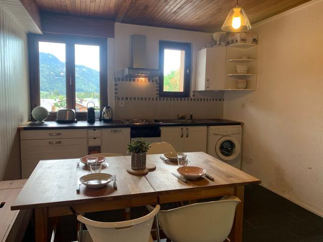 Appartement cosy près des pistes avec balcon et parking - 6 couchages FR-1-679-7 - Morzine