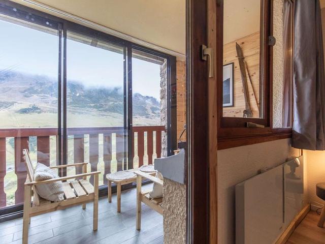 Studio rénové, expo sud, montagne, loggia, 4 pers., ski 400m, parking ski, WiFi op., non-fumeur FR-1 - La Mongie