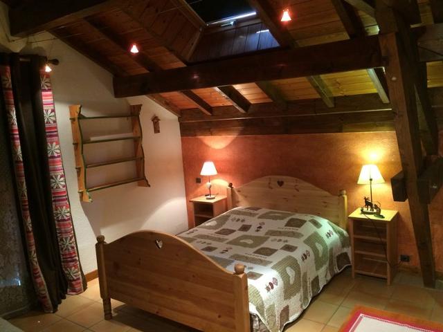 Chalet spacieux 8 pers, 3 chambres, cheminée, Wi-Fi, BBQ FR-1-762-1 - Serre Chevalier 1500 - Monêtier Les Bains