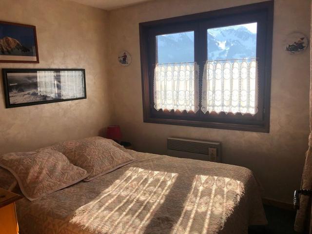 Chatel: 3 pièces, Terrasse, Animaux admis, Parking FR-1-198-257 - Châtel