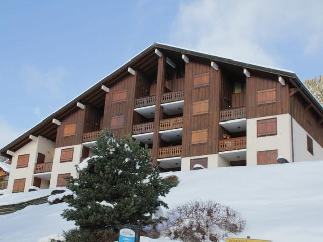 Chatel: 3 pièces, Terrasse, Animaux admis, Parking FR-1-198-257 - Châtel