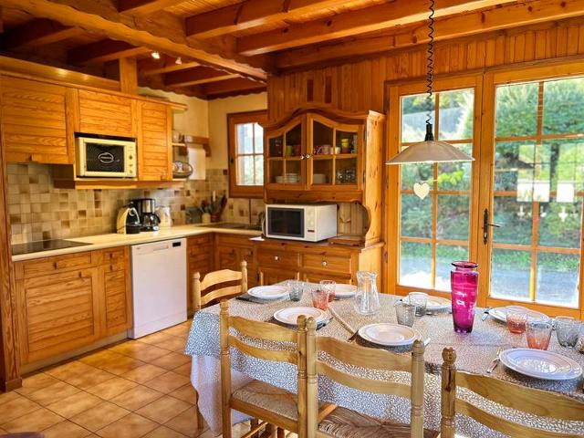 Chalet familial proche des pistes avec WiFi et parking FR-1-623-349 - Les Gets