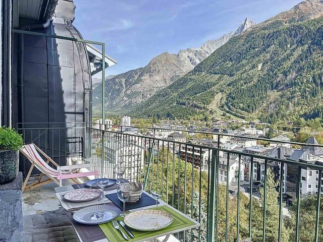 Chamonix: 43m², 2 chambres, centre-ville avec balcon, parking et wifi FR-1-507-75 - Chamonix Centre