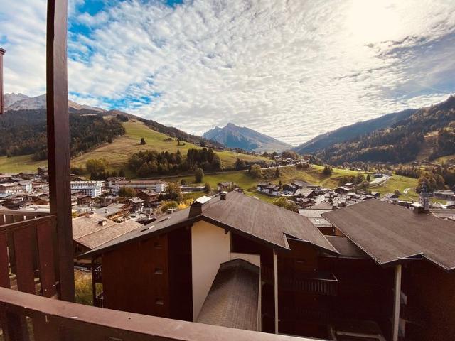 Duplex au cœur du village avec balcon et garage à La Clusaz, proche des pistes et commodités FR-1-45 - La Clusaz