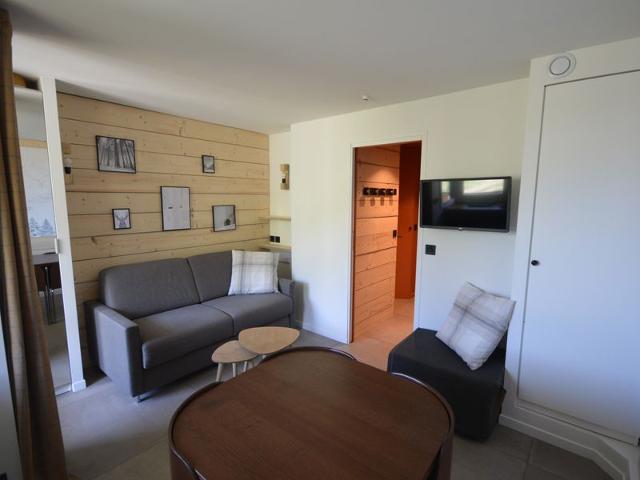 Studio rénové au pied des pistes avec balcon et cuisine équipée FR-1-755-9 - Plagne Montalbert