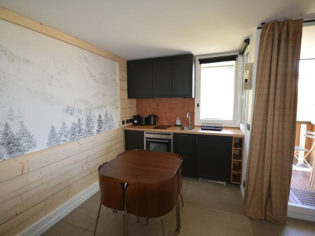 Studio rénové au pied des pistes avec balcon et cuisine équipée FR-1-755-9 - Plagne Montalbert