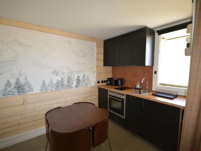 Studio rénové au pied des pistes avec balcon et cuisine équipée FR-1-755-9 - Plagne Montalbert