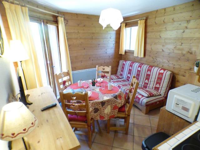 Appartement RDC - 4 pers - 2 Pièces + Cabine - Proche ESF - Est avec Balcon FR-1-594-320 - Les Saisies