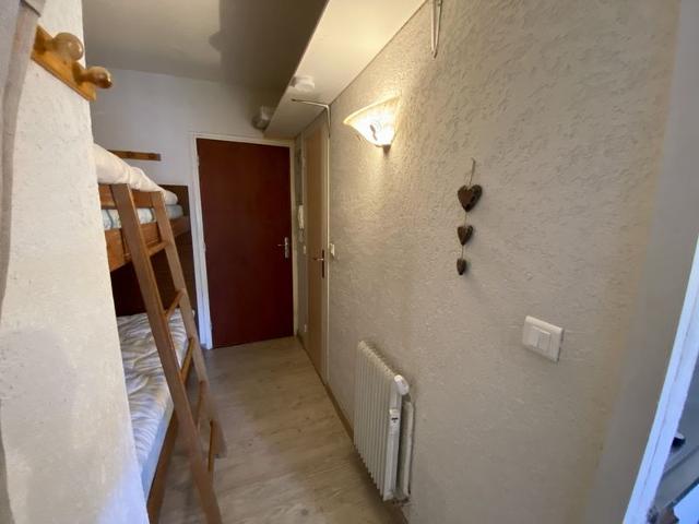 Les Angles - Studio Cabine 21m², 4 Pers, Ascenseur, Parking, Animaux admis FR-1-758-8 - Les Angles