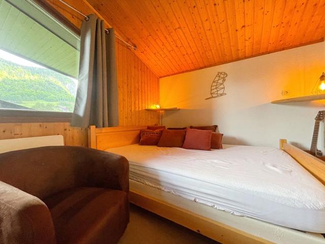 Appartement Chaleureux avec Balcons au Coeur de Samoëns, Proche Ski-Bus FR-1-624-147 - Samoëns