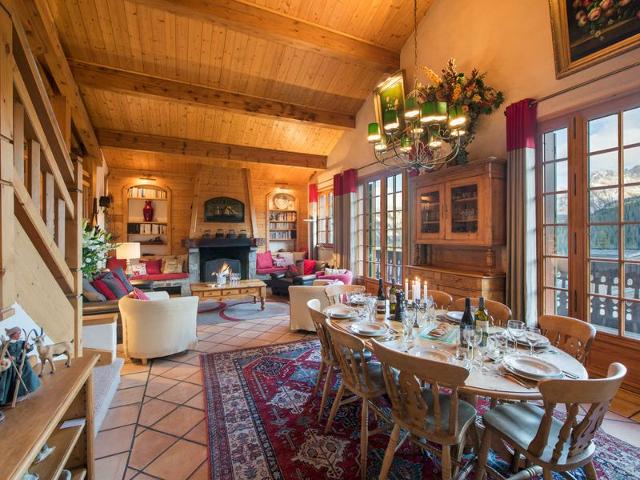 Chalet traditionnel à Courchevel 1850, vaste, bien situé, idéal pour familles, 10-11 pers. FR-1-575- - Courchevel 1850