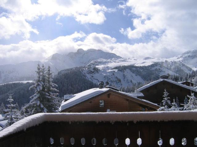 Chalet traditionnel à Courchevel 1850, vaste, bien situé, idéal pour familles, 10-11 pers. FR-1-575- - Courchevel 1850