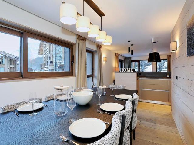 Appartement Neuf à Courchevel Le Praz - 4 Pièces, 84 m², 6 Pers, Terrasse, Parking, Proche Pistes FR-1-575-204 - Courchevel 1550