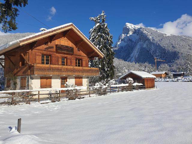 Appartement calme près du lac avec jardin, balcon, parking et wifi FR-1-624-150 - Samoëns