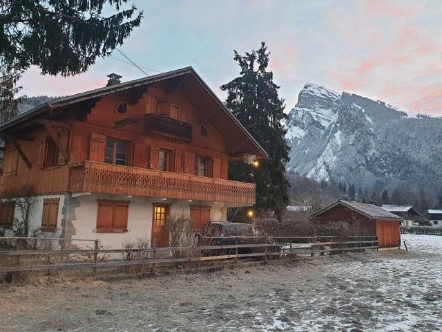 Appartement calme près du lac avec jardin, balcon, parking et wifi FR-1-624-150 - Samoëns