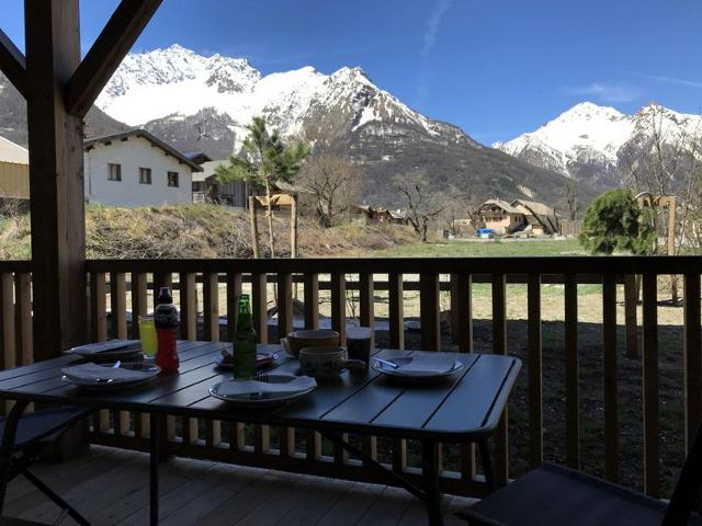 Appartement 3 Pièces, 6 Pers., Terrasse, Jardin, Parking, Proche Pistes et Navette, Serre Chevalier FR-1-762-51 - Serre Chevalier 1500 - Monêtier Les Bains