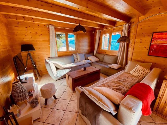 Chalet traditionnel avec garage double et terrasse FR-1-459-227 - La Clusaz