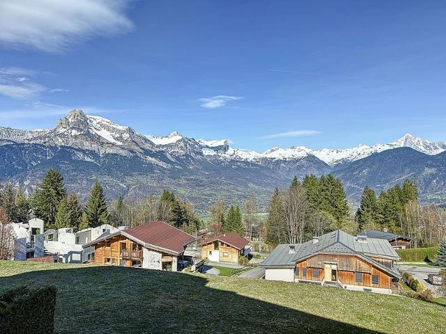 Appartement avec garage proches ski bus à Combloux FR-1-560-126 - Combloux