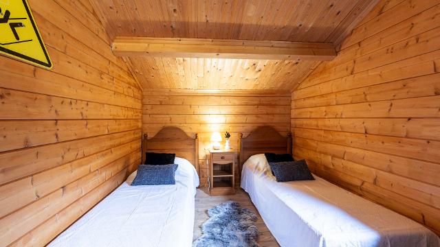 Chalet Bois de Champelle -7- Magnifique chalet 8 pers - Morillon 1100 Les Esserts