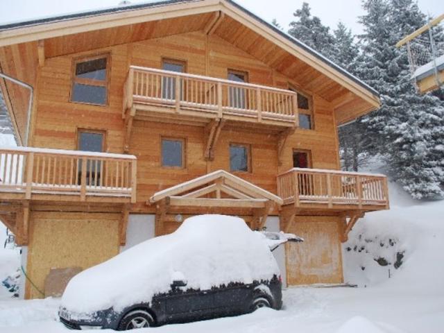 Chalet mitoyen 8 pers. 4 ch. avec terrasse à Chamrousse, animaux admis FR-1-549-141 - Chamrousse