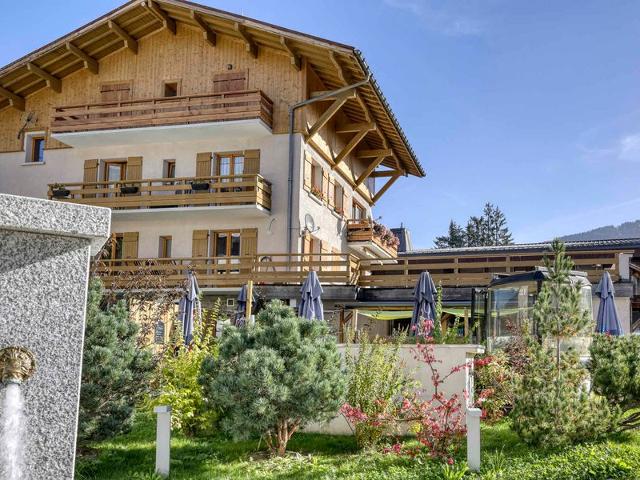 Appartement rénové 3 chambres centre Megève, près télécabine, terrasse 130m², parking, animaux OK FR-1-453-313 - Megève