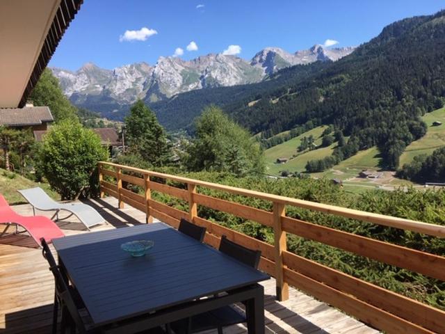 Charmant T2 avec terrasse ensoleillée, proche navette, animaux admis, parking FR-1-467-32 - Le Grand Bornand