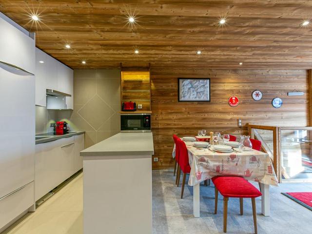 Spacieux duplex 3P avec wifi et balcon sud, parking inclus, près des pistes à Val-d'Isère FR-1-694-27 - Val d’Isère Centre