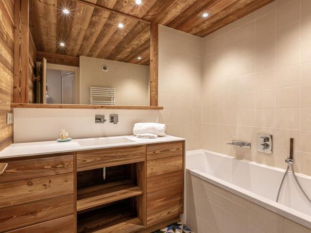 Spacieux duplex 3P avec wifi et balcon sud, parking inclus, près des pistes à Val-d'Isère FR-1-694-2 - Val d’Isère Centre