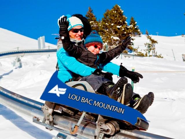 Chalet pour 10 pers aux Angles avec poêle à granules, parking et navette FR-1-758-26 - Les Angles