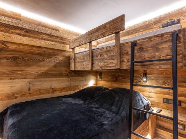 Appartement raffiné avec cheminée, balnéo et Wi-Fi à Val-d’Isère FR-1-694-44 - Val d’Isère Centre