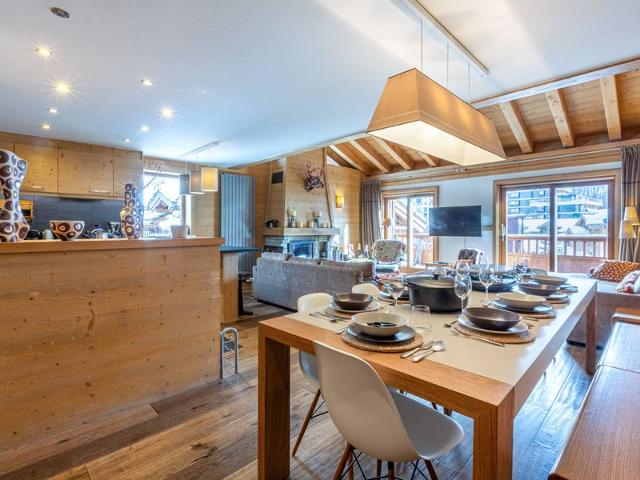 Appartement lumineux et spacieux à Val-d'Isère avec cheminée et prestations de luxe FR-1-694-82 - Val d’Isère Centre