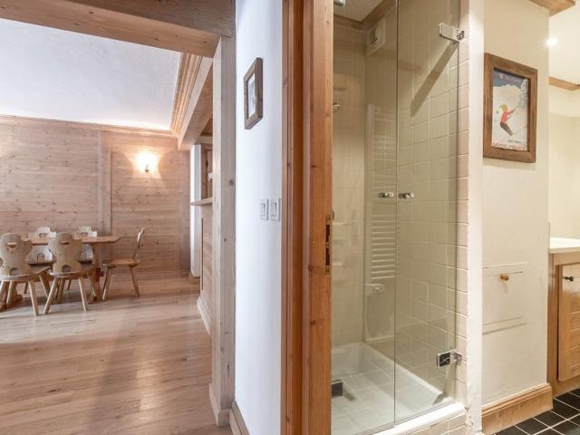 Appartement élégant avec wifi, terrasse et parking couvert à Val-d'Isère, proche des pistes FR-1-694 - Val d’Isère Le Châtelard