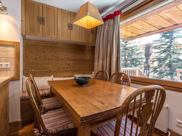 Appartement cocooning skis aux pieds avec terrasse Sud, Wi-Fi et équipements complets FR-1-694-28 - Val d’Isère Centre