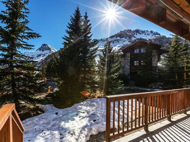 Appartement cocooning skis aux pieds avec terrasse Sud, Wi-Fi et équipements complets FR-1-694-28 - Val d’Isère Centre