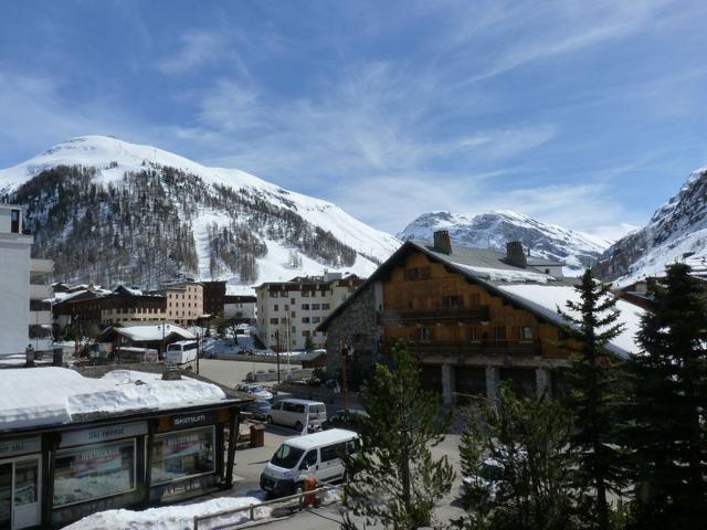 Duplex charmant près du centre et des pistes, avec balcon sud, parking et wifi inclus FR-1-694-39 - Val d’Isère Centre