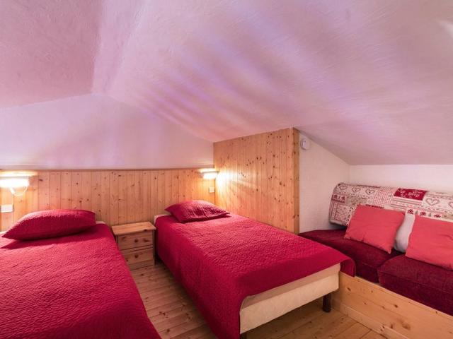 Spacieux appartement 9 pers. à Val-d'Isère, skis aux pieds, Wi-Fi, proche commodités FR-1-694-306 - Val d’Isère Centre