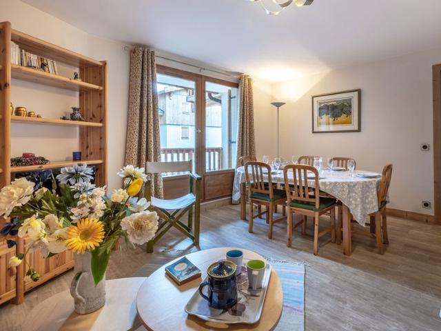 Appartement spacieux avec wifi, parking, balcon Sud à 10 min des commodités FR-1-694-33 - Val d’Isère Centre