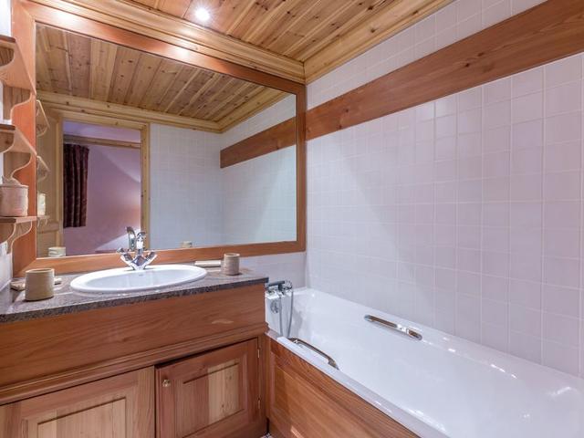 Appartement élégant aux pieds des pistes avec cheminée et WiFi FR-1-694-213 - Val d’Isère Le Châtelard