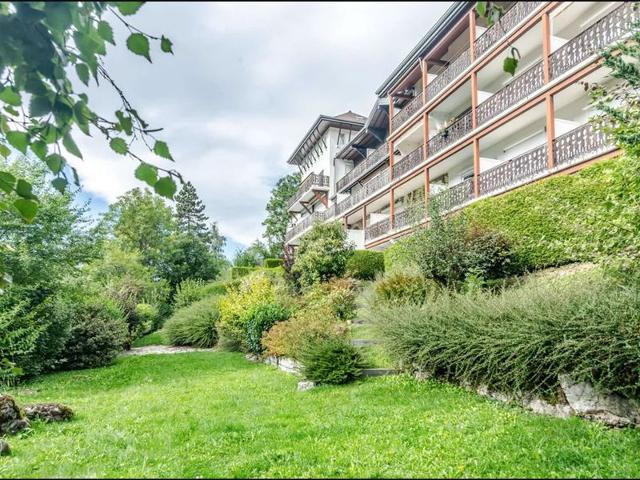 Charmant T2 rénové avec jardin, parking privé et accès direct aux pistes, proche du centre de Morzin - Morzine