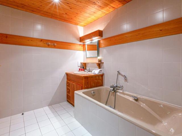 Appartement spacieux avec sauna, cheminée, wifi et garage - Val d'Isère FR-1-694-336 - Val d’Isère Le Châtelard