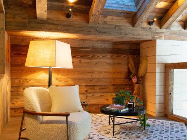 Chalet haut de gamme avec sauna, salle de jeux et 6 chambres à proximité des pistes et commerces FR-1-613-117 - Méribel Centre 1600 