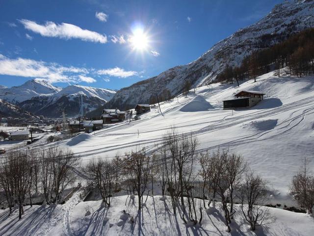 Appartement raffiné à Val-d'Isère, 6 personnes, pied des pistes, WiFi FR-1-694-116 - Val d’Isère La Daille